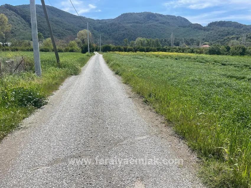 Land Zu verkaufen in Okçular Bz. Ortaca - Gehäuse-Zonierung - 736 m²
