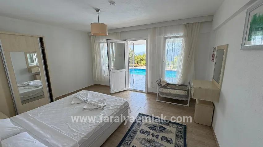 4+1-Zimmer Villa Zu verkaufen in Gökbel Bz. Ortaca - 992 m²