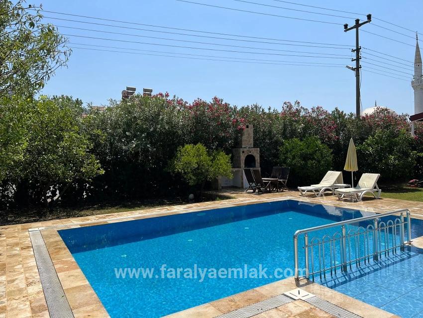 Eckgrundstück, 600 M², 3+1 Villa In Dalyan Zu Verkaufen.