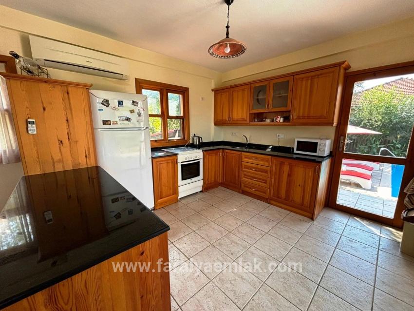 Villa Zum Verkauf Auf Einem 600 M² Großen Grundstück In Dalyan Arıkbaşı