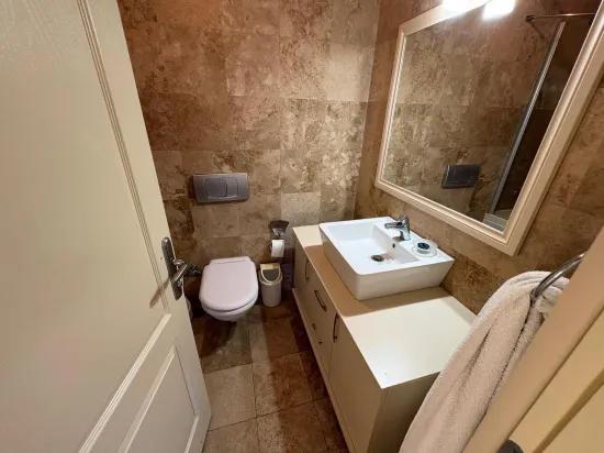 Villa Mit Königgräberblick, 4+1, Zu Verkaufen In Dalyan, Maraş