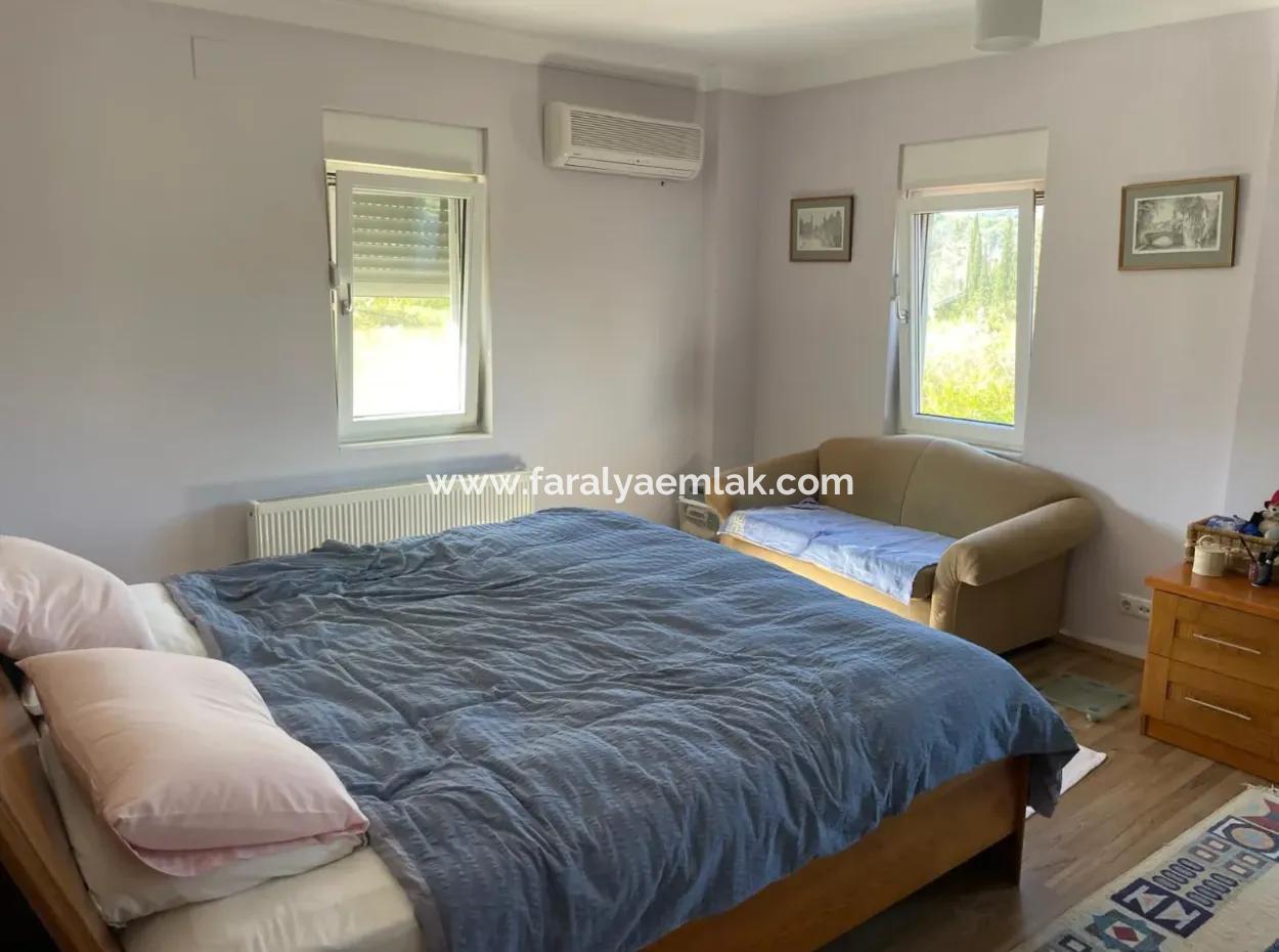 4 2 Villen Zum Verkauf Auf Einem Grundstück Von 6000M2 In Dalyan Gulpinar