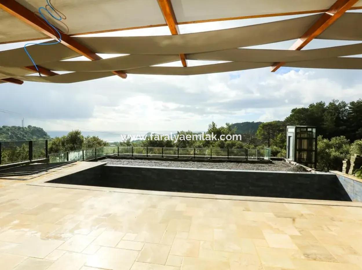 Steinvilla Zum Verkauf Mit Meerblick In Sarigerme