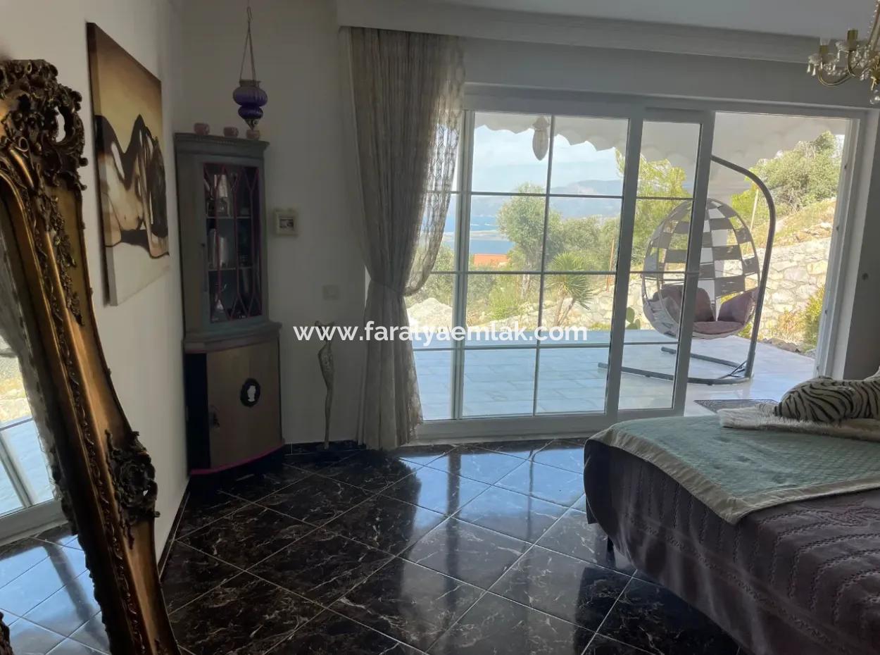 Vip Villa For Sale In 5000M2 Land With Full Sea View In Gökbel