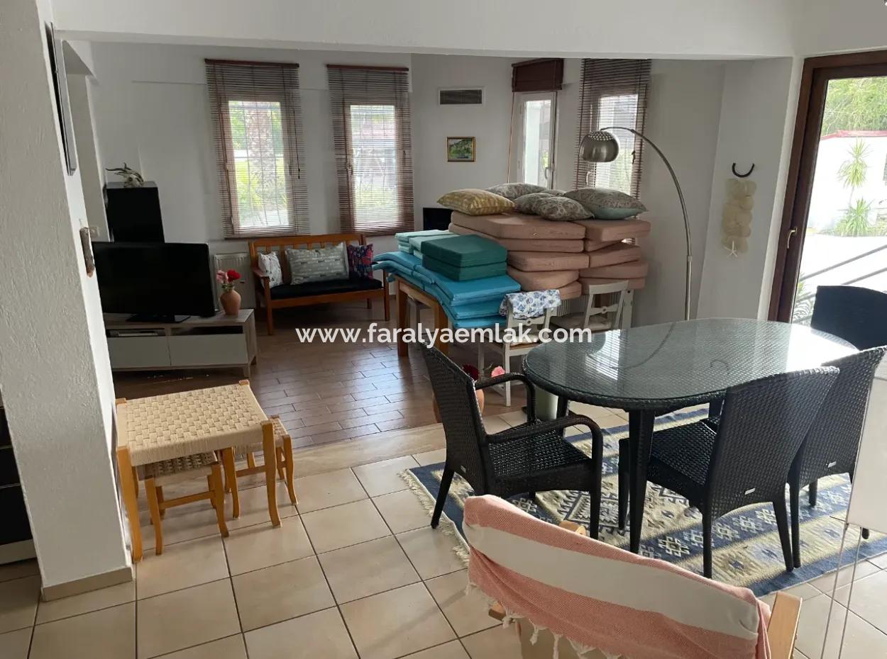 Villa For Sale In Okçular On 1007M2 Plot