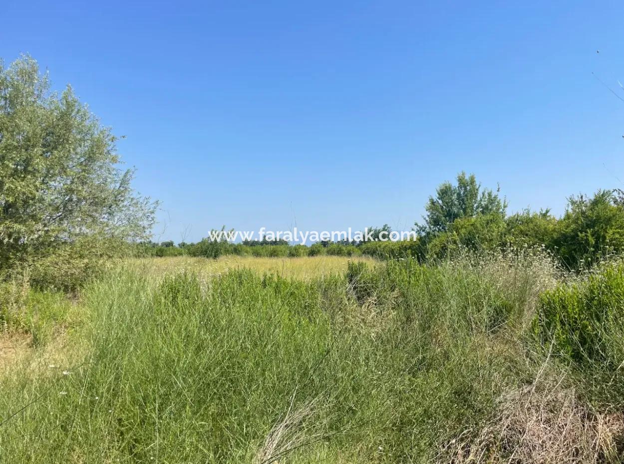 Land For Sale Of 1765 M2 In Okçular