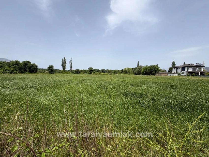 Земля 2390m2 На Продажу В Окчулар, Мармарис