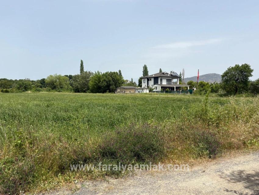 Okçular Marmarlı'da 2100 M2 Satılık Arsa
