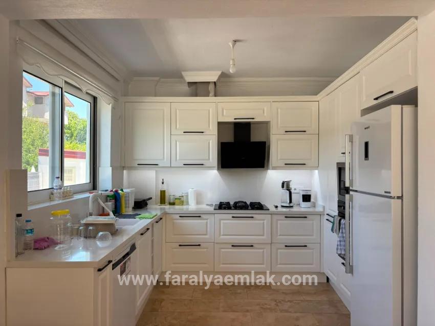 Ortaca Dalyan Mah. Satılık 4+1 Villa - 500 m²