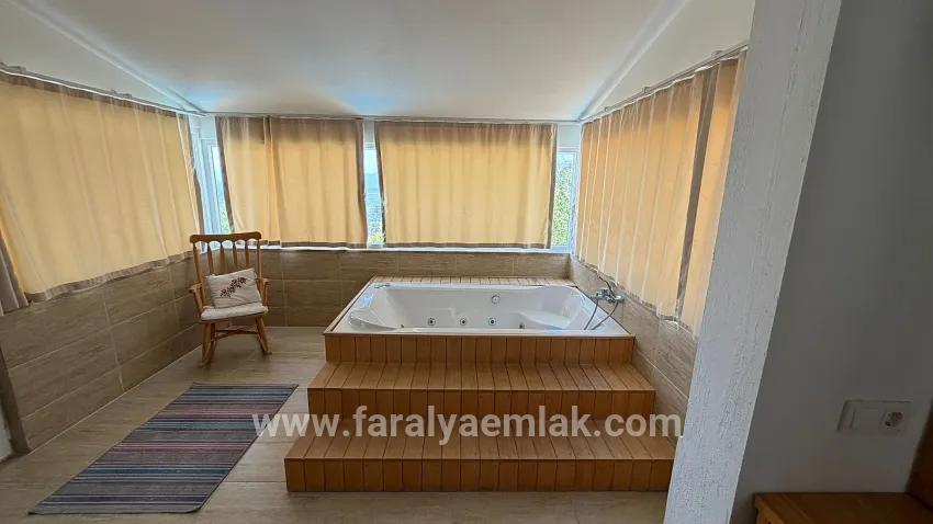 Ortaca Gökbel Mah. Satılık 4+1 Villa - 992 m²