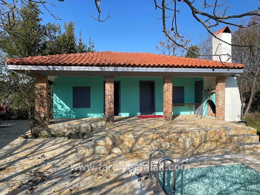 Ortaca Eskiköy Mah. Satılık 4+2 Müstakil ev - 2.882 m²