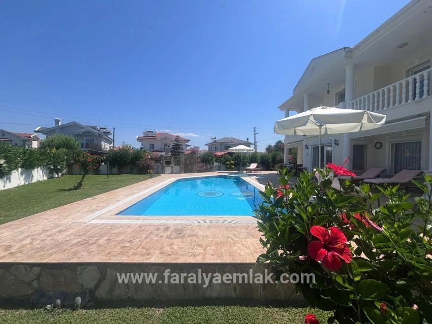 Dalyan'da 848m2 Kral Mezarları Manzaralı 3+1 Satılık Villa