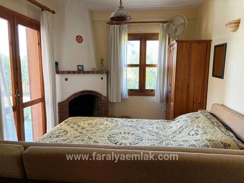 Dalyan Arıkbaşı'nda 600m2 Arsa İçerisinde Satılık Villa