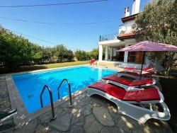 Ortaca Dalyan Mah. Satılık 3+1 Villa - 600 m²