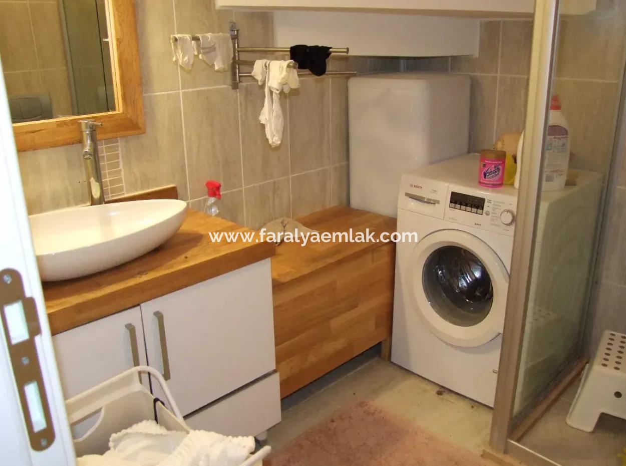 Dalyan'da Kanala Sıfır 4+1 Satılık Villa