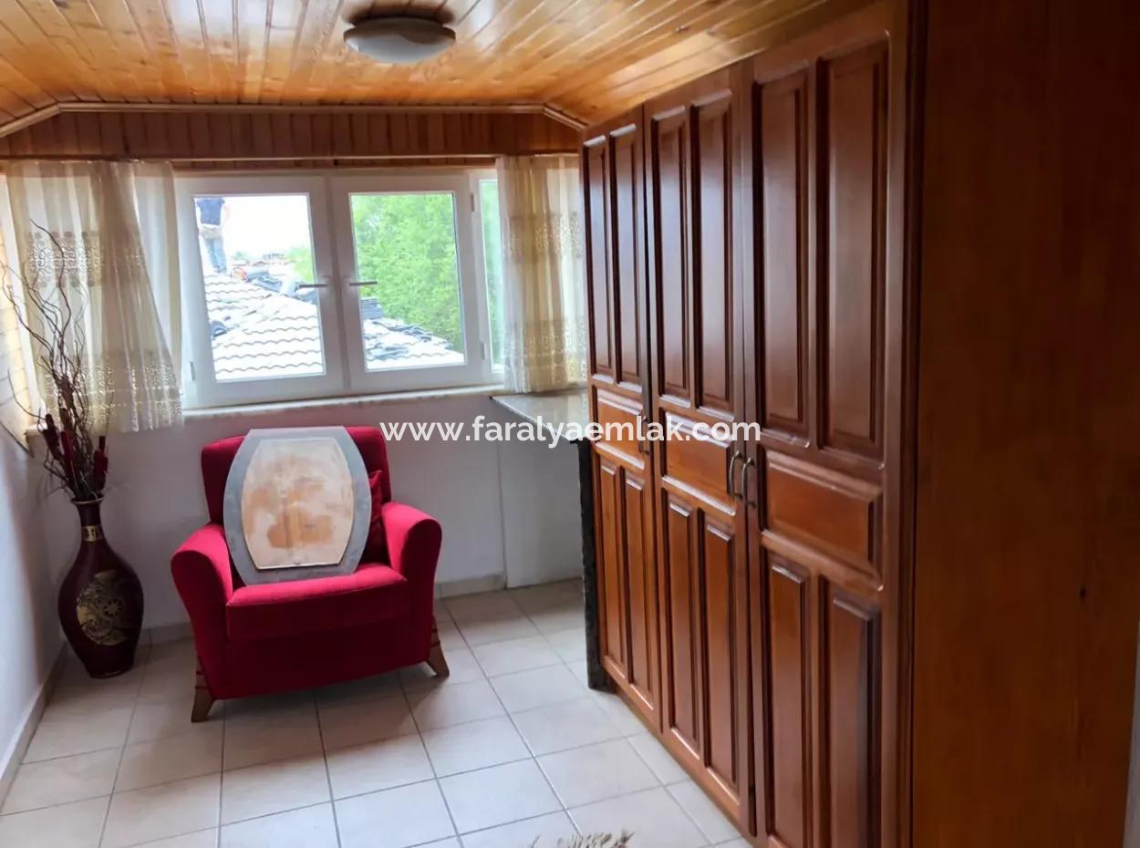 Dalyan Gülpınar'da 1100 M2 Arsa İçerisinde 6+1 Satılık Villa