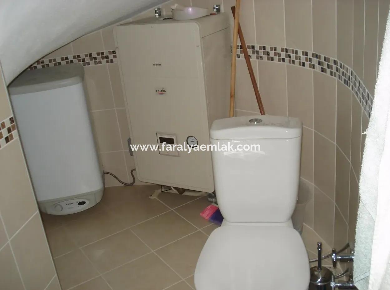 Dalyan'da Satılık Villa Dalyan Gülpınarda  800M2 Arsa İçerisinde 4+1 Salık Lüks Villa